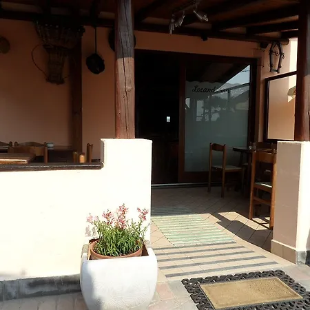 Country house B&B Garzola *