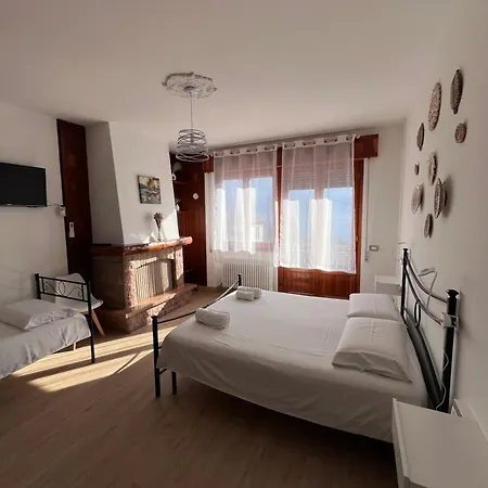 Garzola Kır Evi Ossuccio