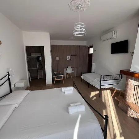 Garzola Kır Evi Ossuccio