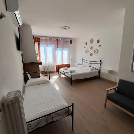 Kır Evi Garzola Ossuccio
